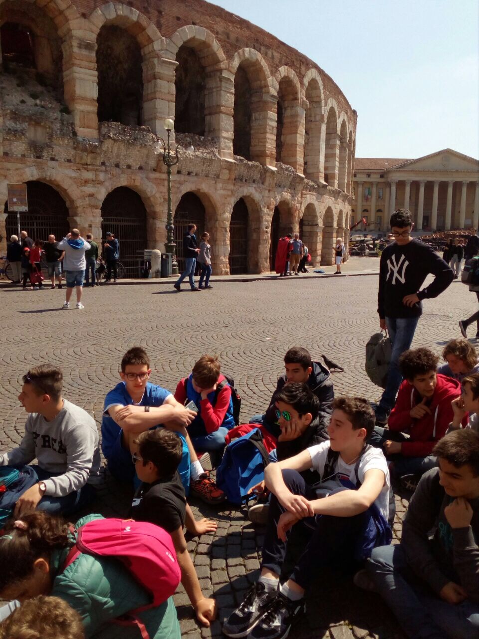 scuola secondaria don Comelli in gita a Verona e Venezia